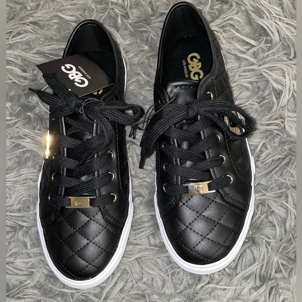 GBG women’s shoes